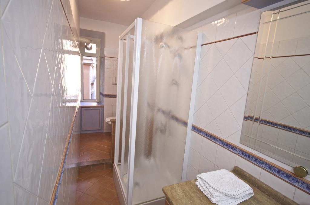 Apartment Arenula Rome Bilik gambar